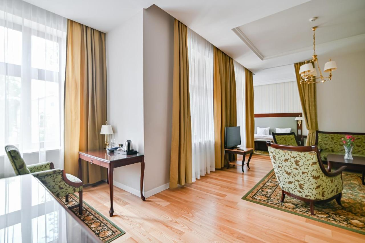 Villa Garden Dyplomat Ольштин Екстер'єр фото